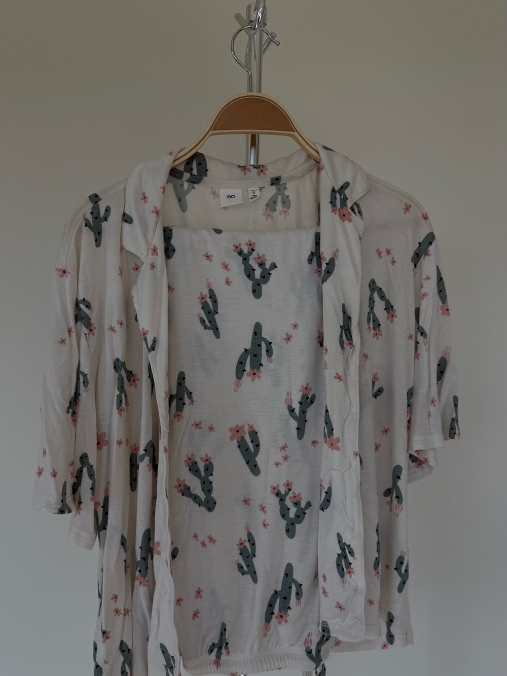 BP. Woman’s cactus print pajama set with pants Size S